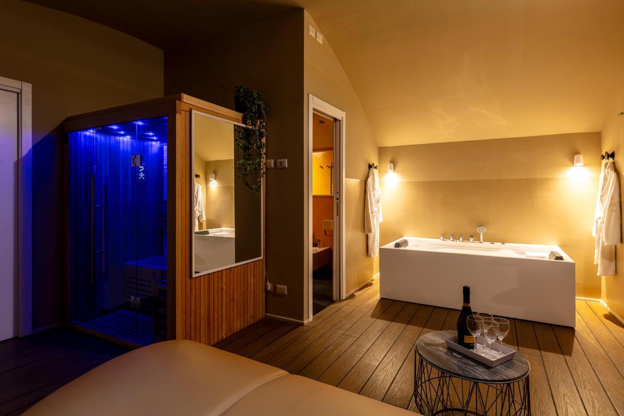 Romac Coronari With Gym, Sauna And Garden Esterno foto